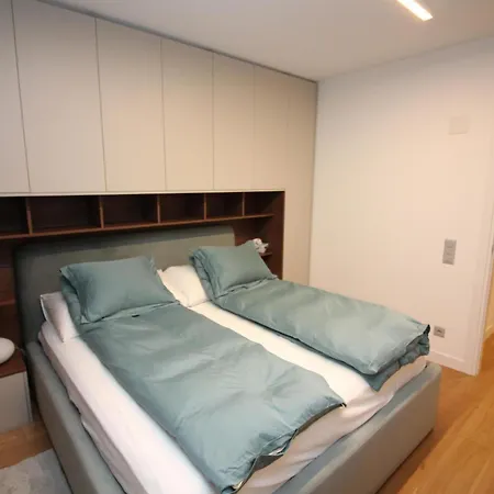 Viganello Luxury Apartment *
